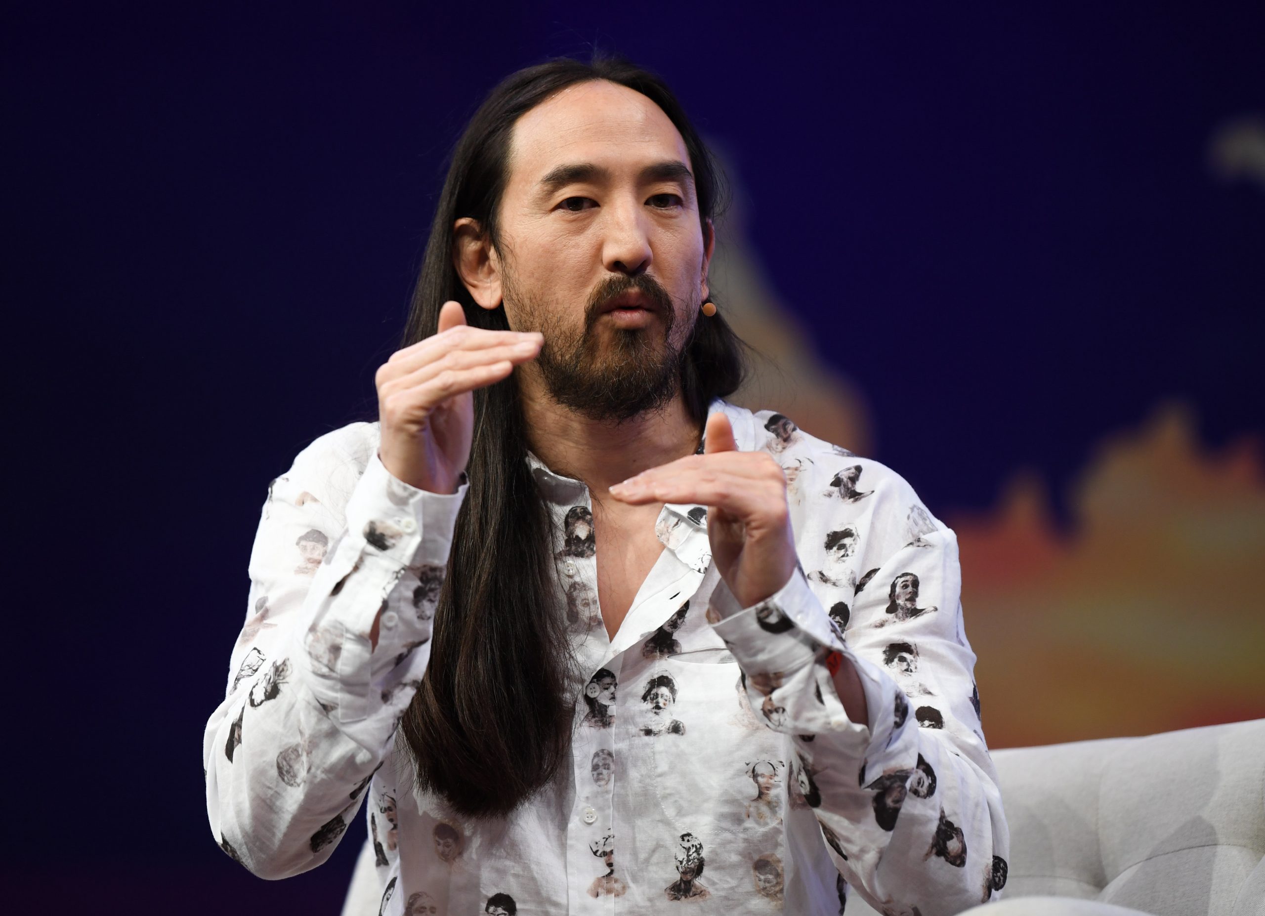   Steve Aoki sur scène lors du troisième jour de Collision 2019 au Enercare Center à Toronto, Canada