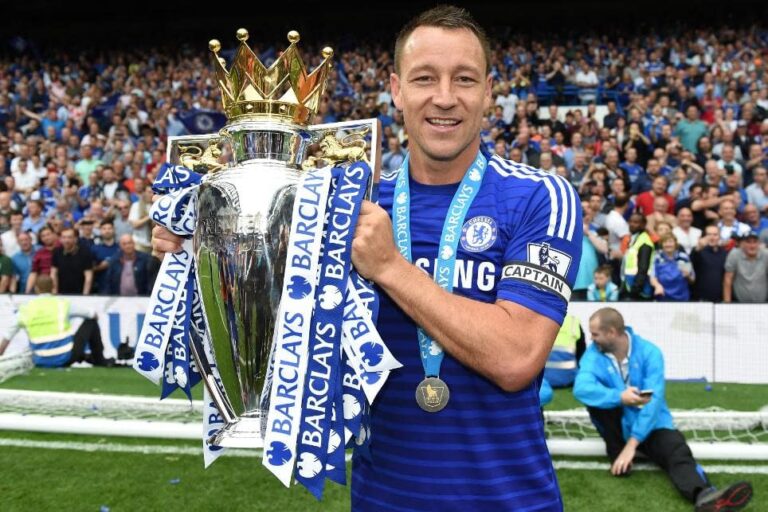 Les NFT de John Terry ne figureront plus sur un trophée de Premier League après des problèmes juridiques.