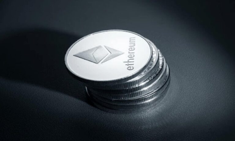 Le solde Ethereum en échange à un sommet de 3 mois alors que l’ETH plonge de 13% par jour