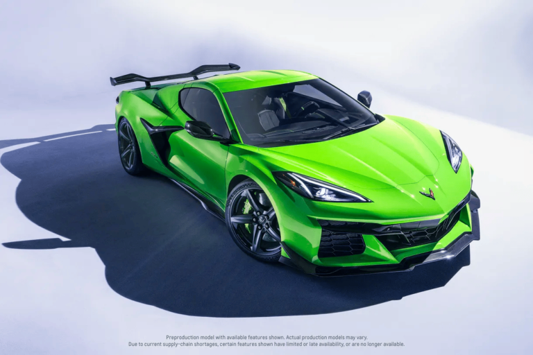 Chevy mettra aux enchères une Corvette NFT, y compris la vraie voiture en vert menthe