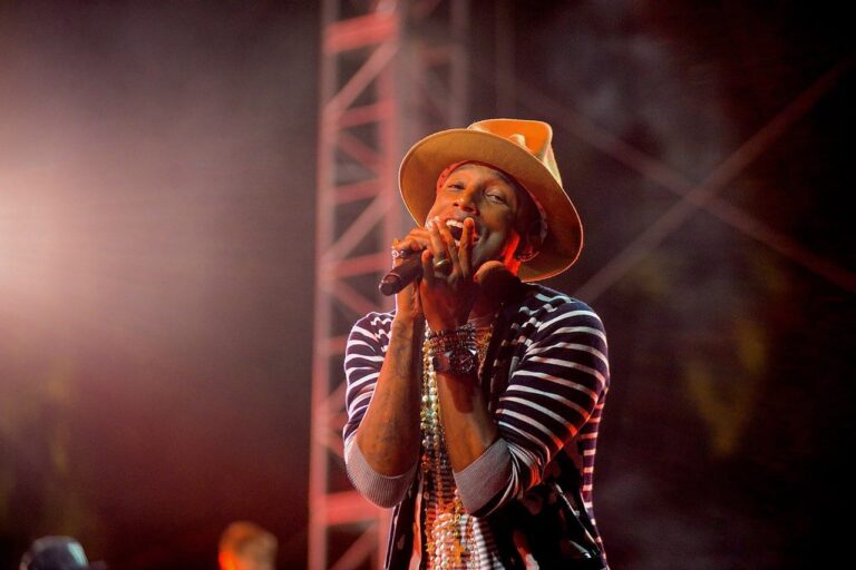 Doodles NFT annonce Pharrell Williams au poste de directeur de la marque