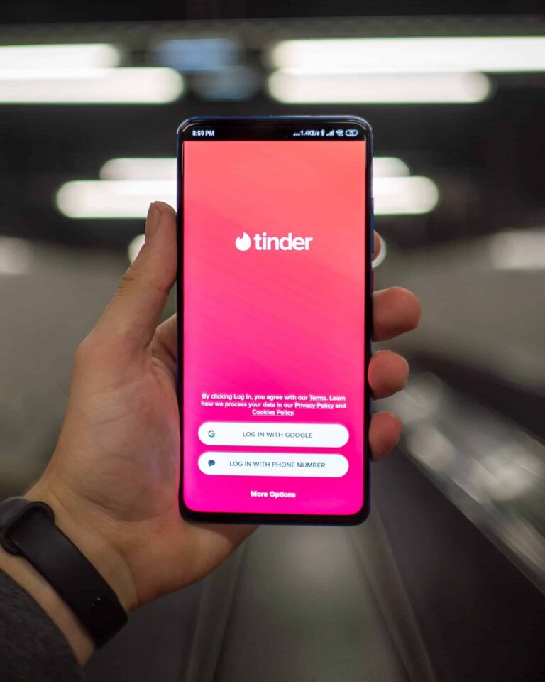 Tinder Scraps Metaverse Dating Plans: Voici pourquoi