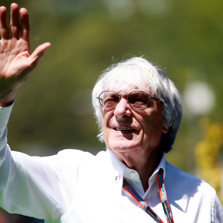 Opus et Bernie Ecclestone lancent une collection Grand Prix NFT