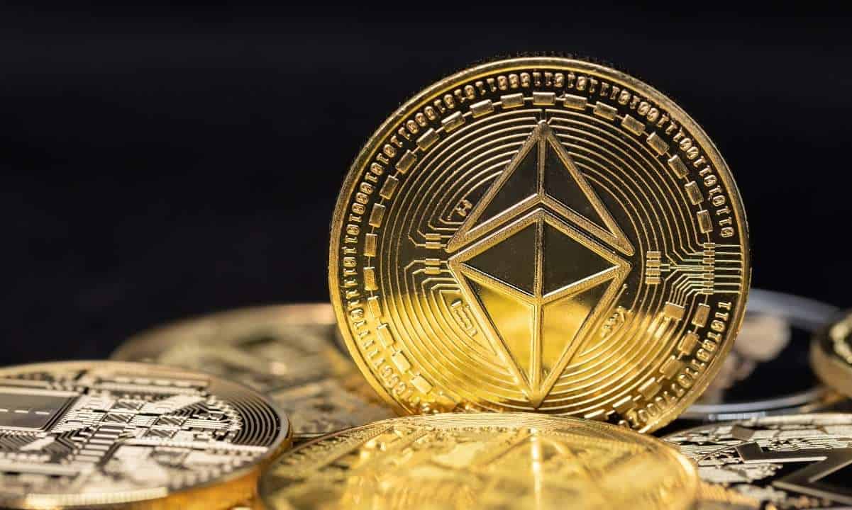 Effacer la tendance à la hausse des adresses alors qu'Ethereum dépasse 1,6 K $: données