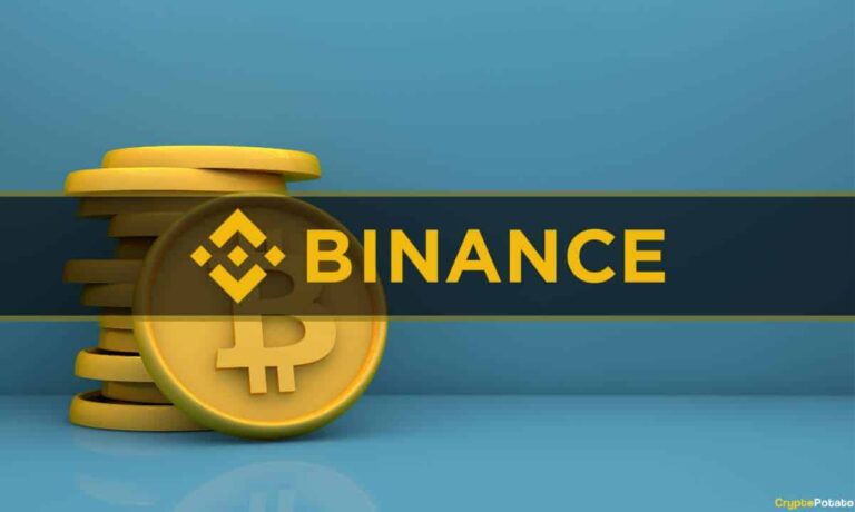 Les portefeuilles Binance voient d’énormes pics dans les sorties de Bitcoin et suspendent les transactions BTC