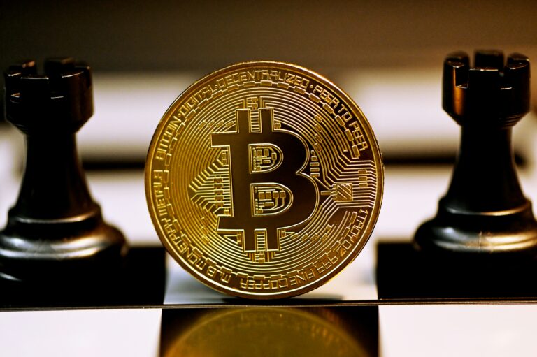 Comment les jeux Play-to-Earn transforment le monde des cryptomonnaies